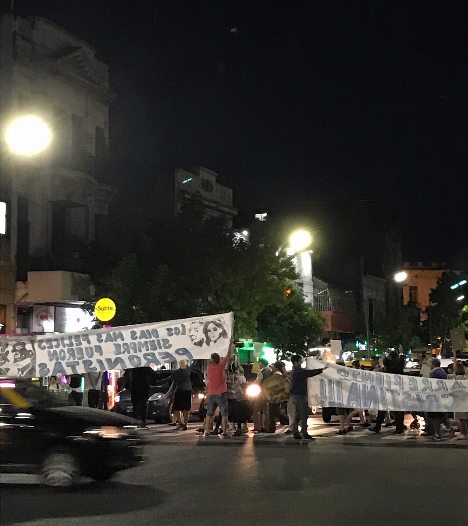 Public Conflict In Buenos Aires Is A Family Affair At The Emergence Of Some Drama The Sidewalks And Balconies Of The Nearby City Become For A Pause Public Conflict In Buenos Aires Is A Family Affair At The Emergence Of Some Drama The Sidewalks And Balconies Of The Nearby City Become For A Pause