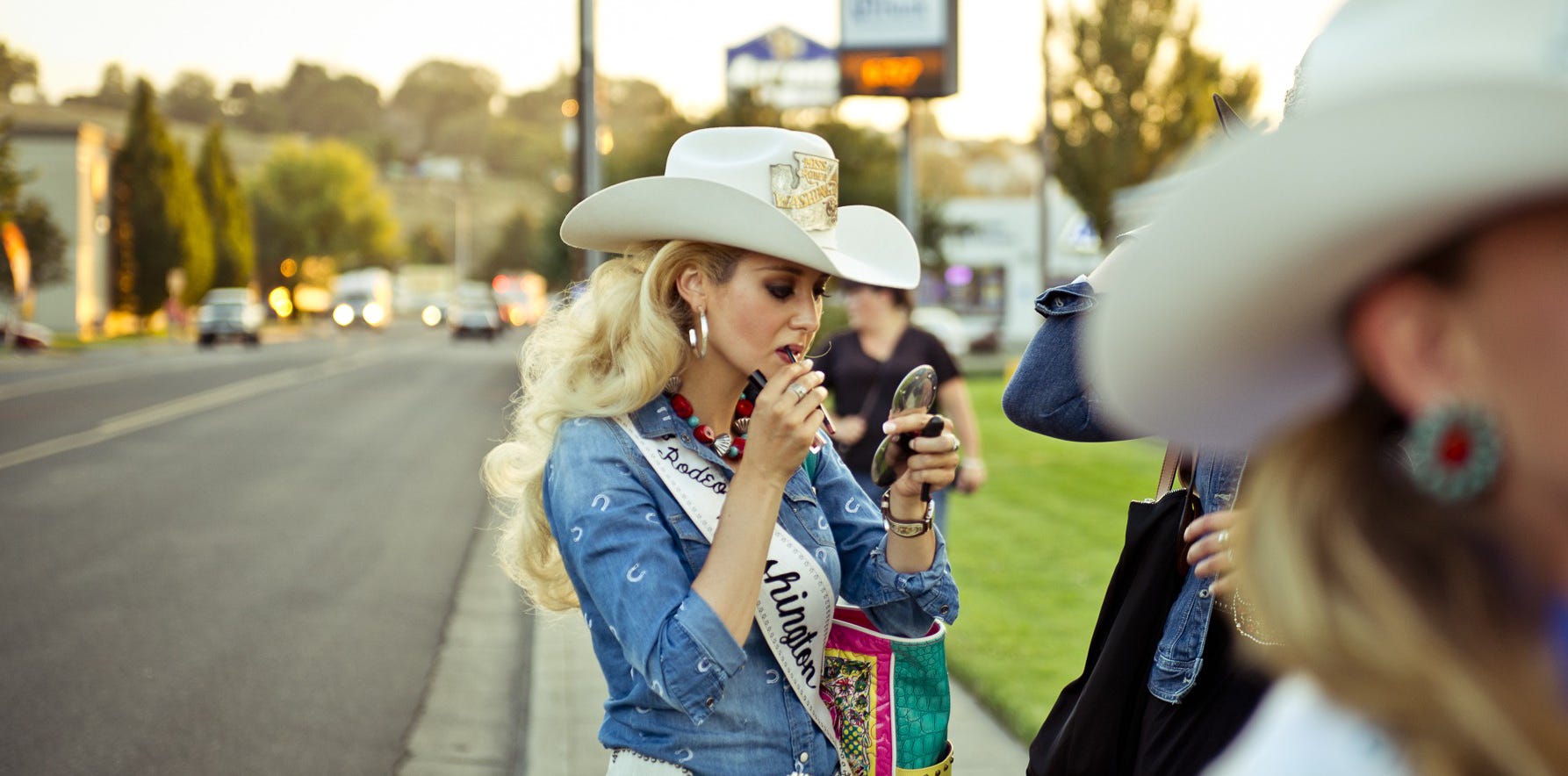 Rodeo Queens Of The West Matter Medium