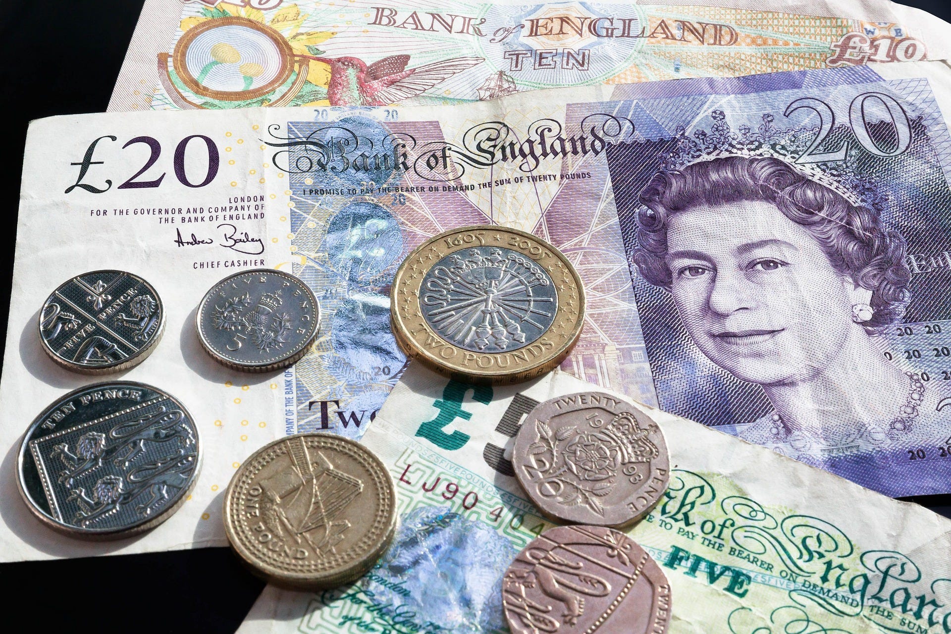 Bifu vs Traditional Platforms: Which Is Easier for Deposits and Withdrawals
