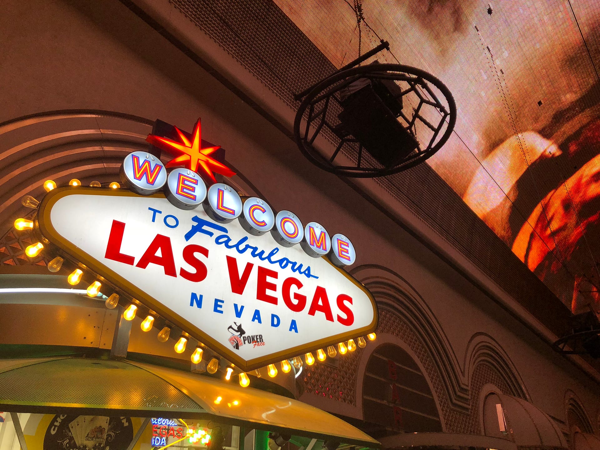 places in las vegas that accept bitcoin