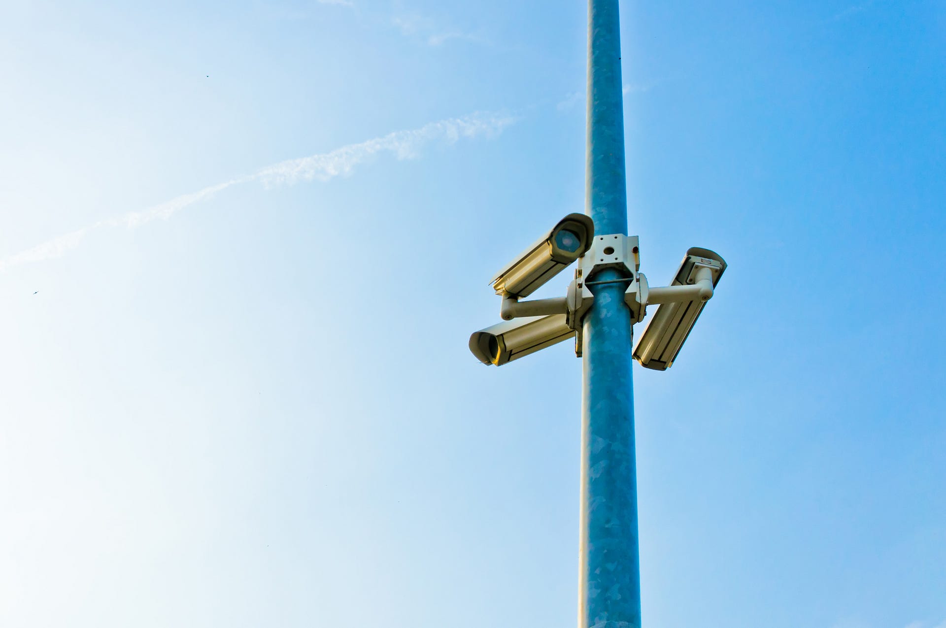 personal_info_stealing_cctv_the_technews