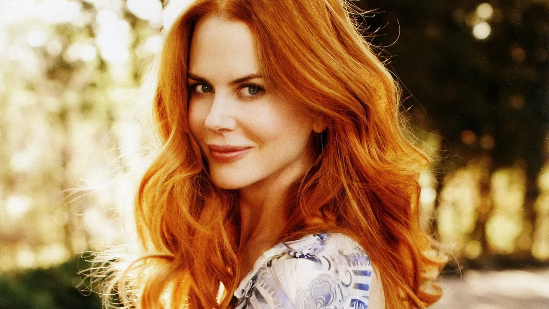 7 Hairstyles To Make You Look Younger – Samantha Jones – Medium 7 Hairstyles To Make You Look Younger – Samantha Jones – Medium