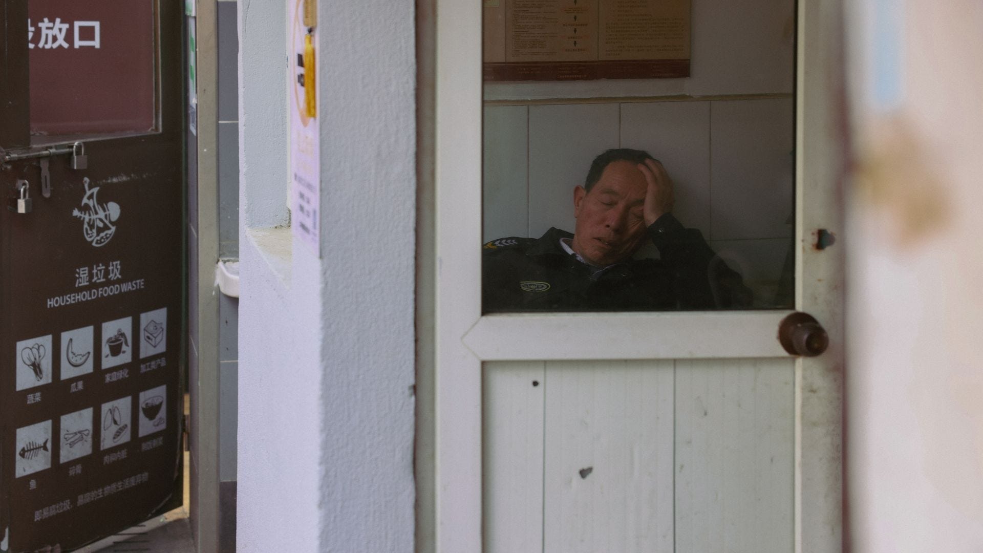 Your Laravel App Is Paying 20 Workers to Sleep