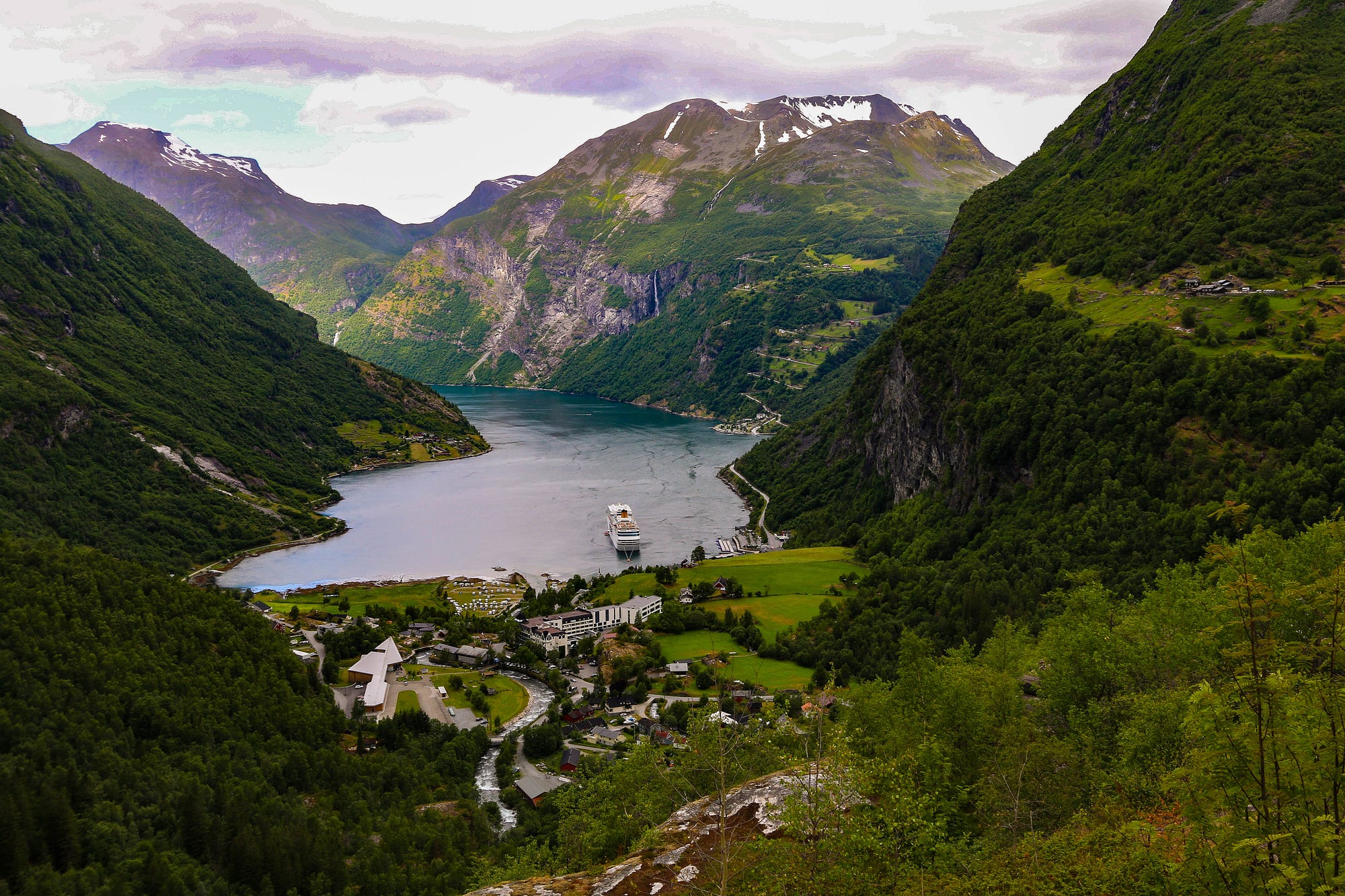 flydalsjuvet geiranger