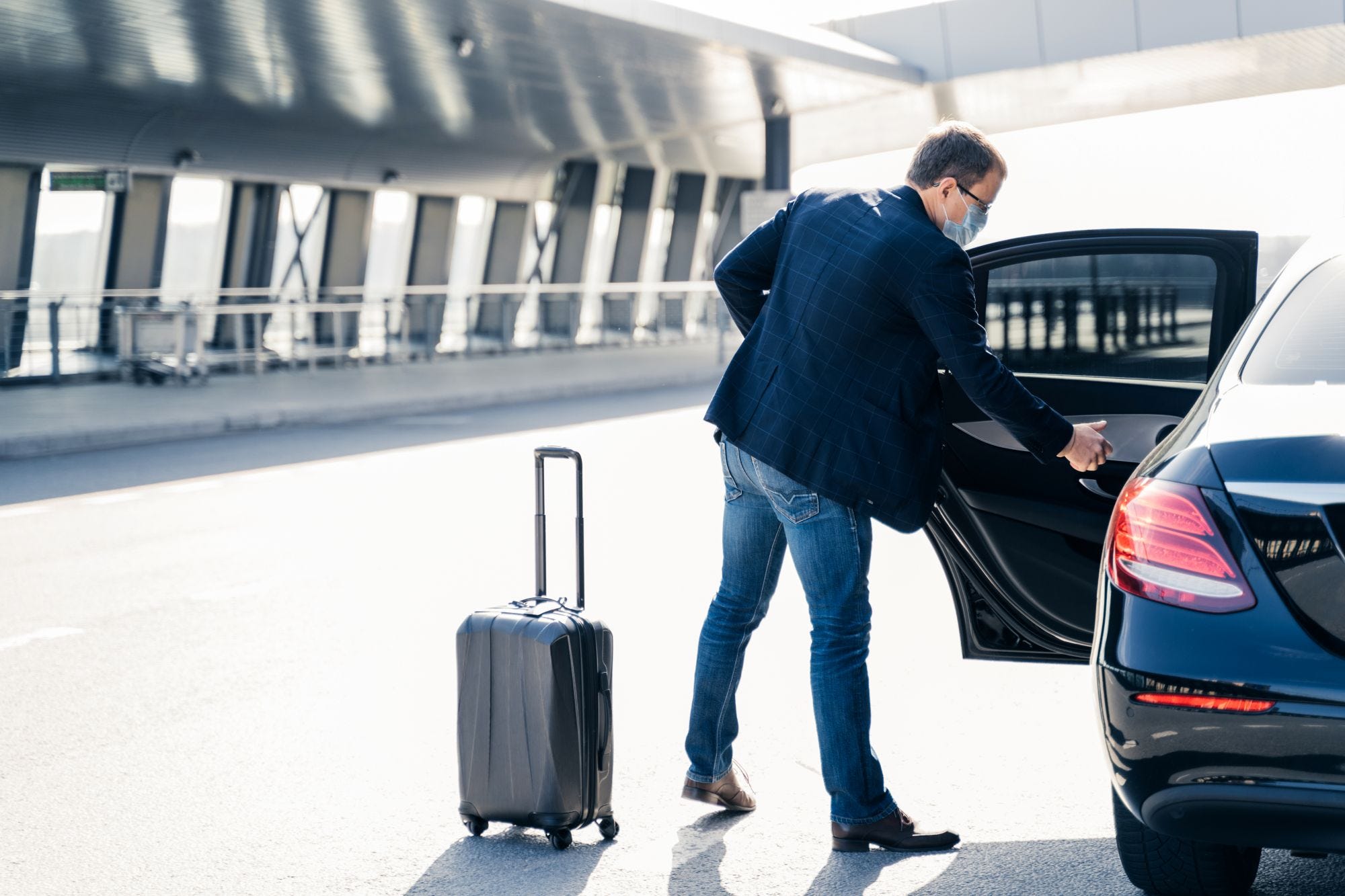 Airport Transfers Service?—?Reliable Luxury Travel Across the UK