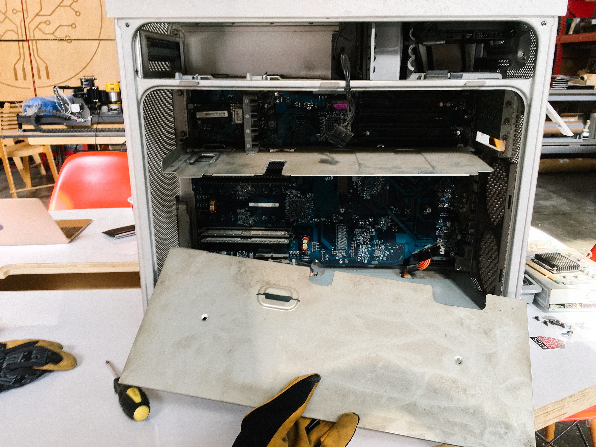 Building Root Ventures: Retro Power Mac G5 Hackintosh