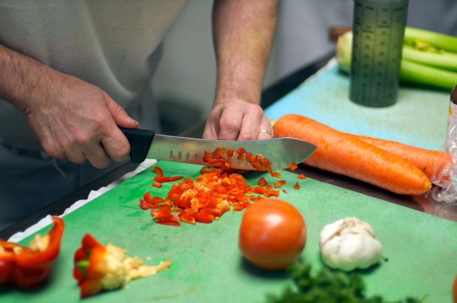 Tell me the recipe how to cook stew from game at home. Specifically elk Tell me the recipe how to cook stew from game at home. Specifically elk