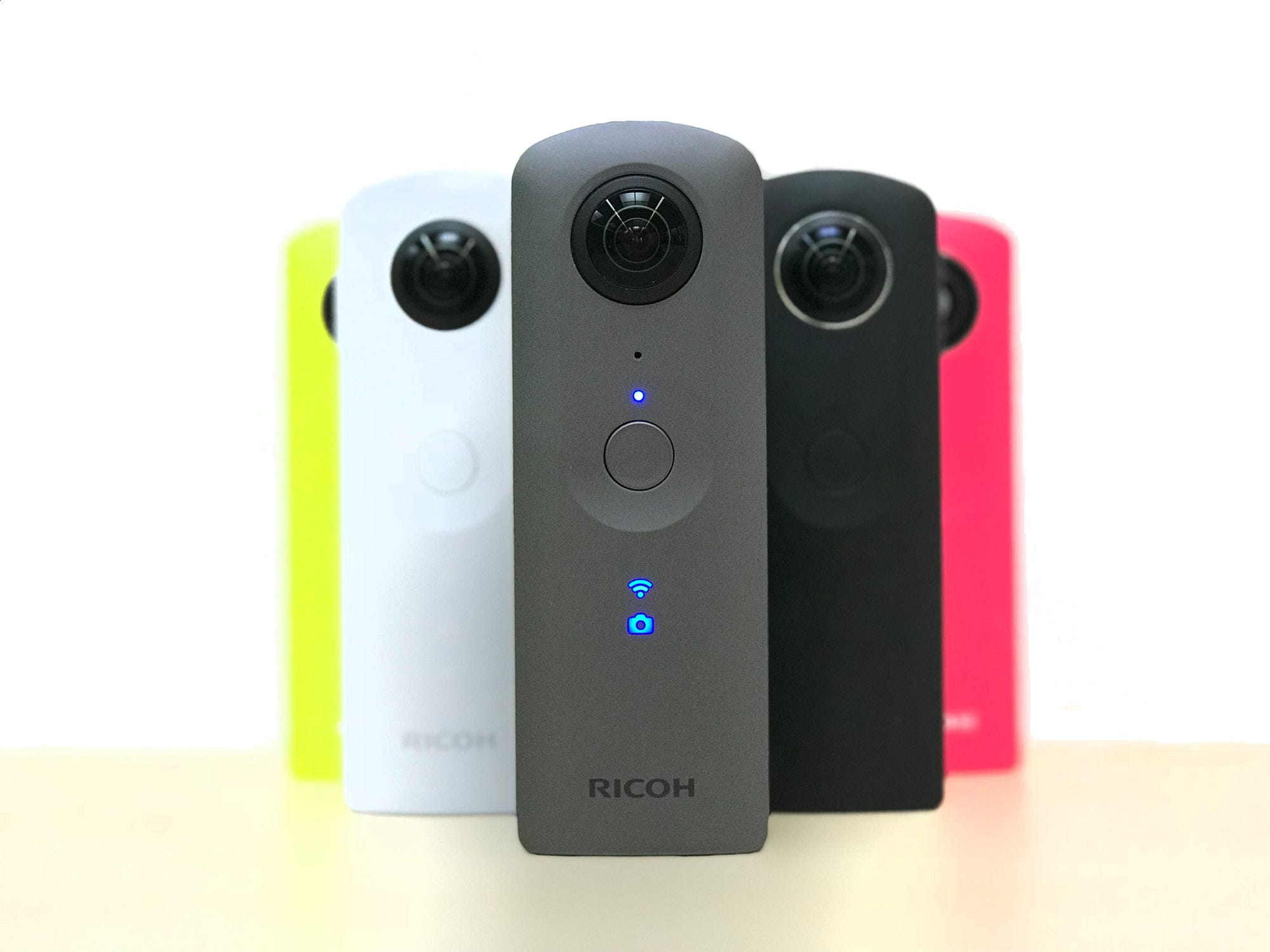 Ricoh theta v как подключить к телефону