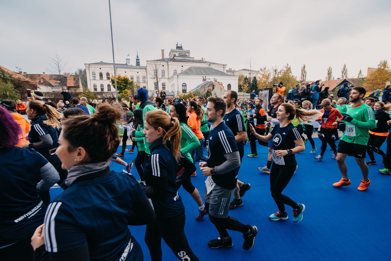 adidas runners zagreb facebook adidas runners zagreb facebook