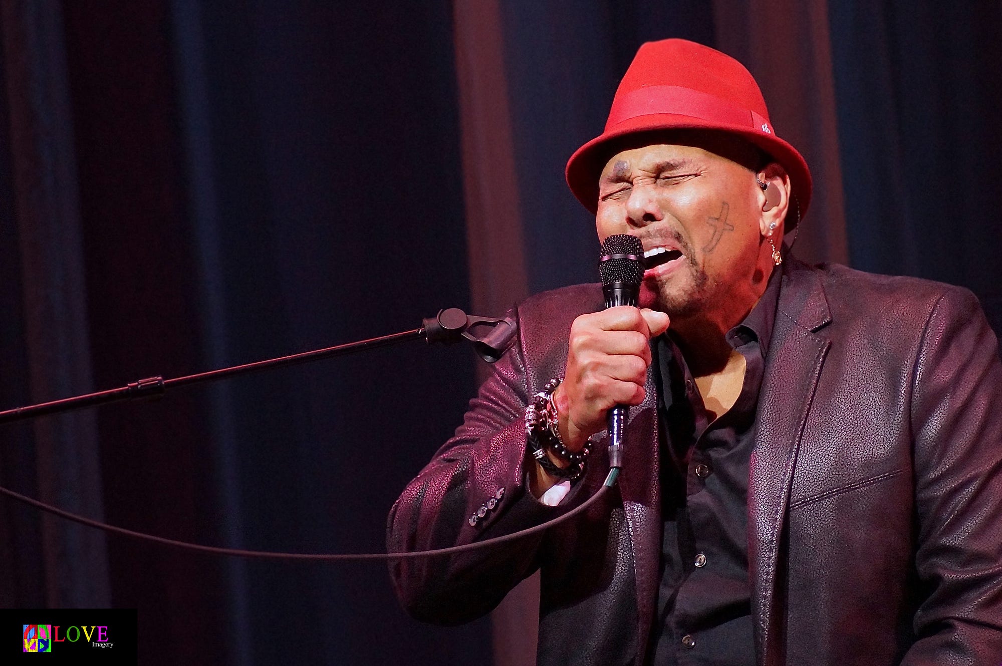 “My True Story”: Aaron Neville LIVE! – Spotlight Central – Medium