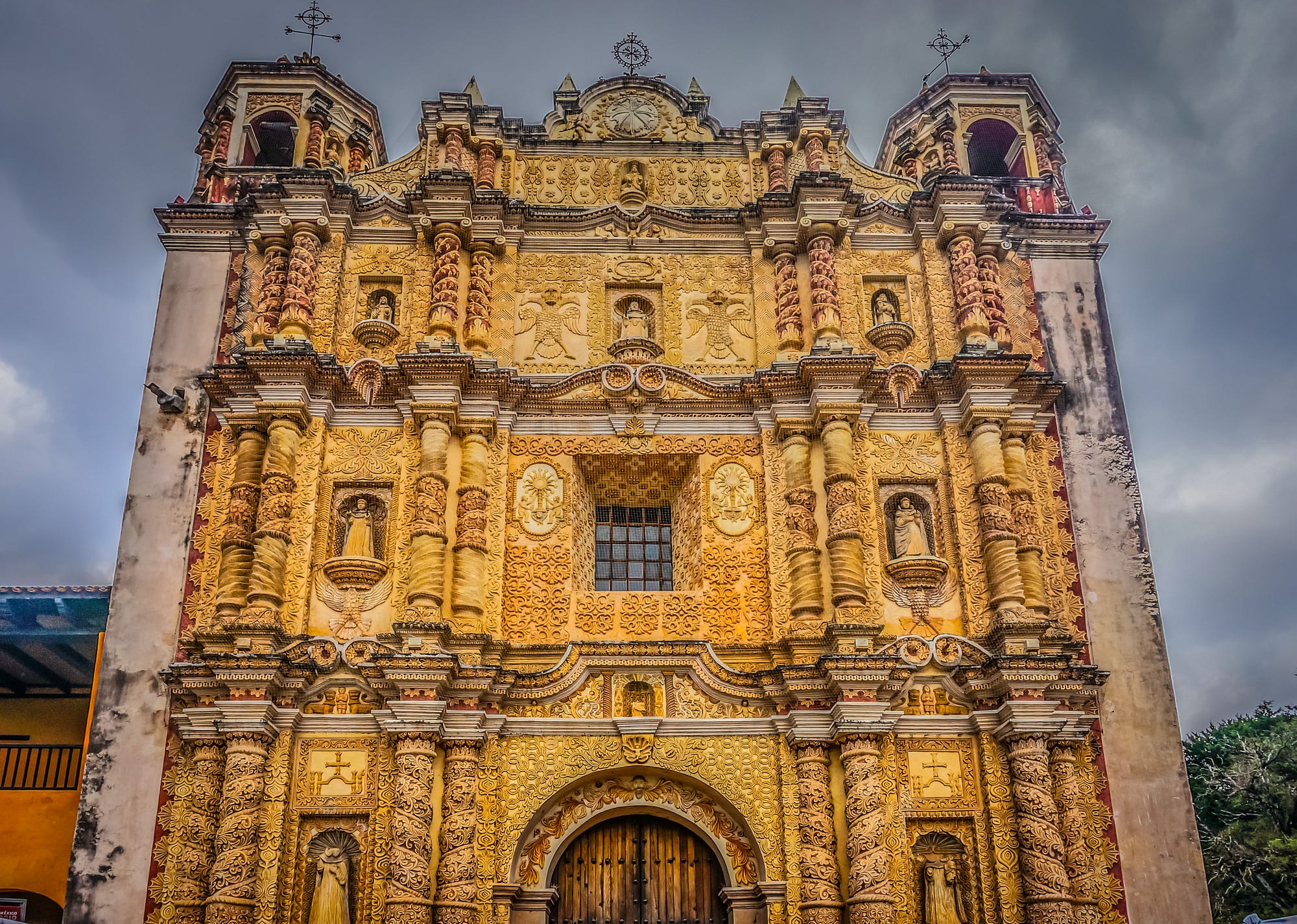 Otro de los templos fantásticos de México es el de Santo Domingo, en San Cristóbal de las Casas.