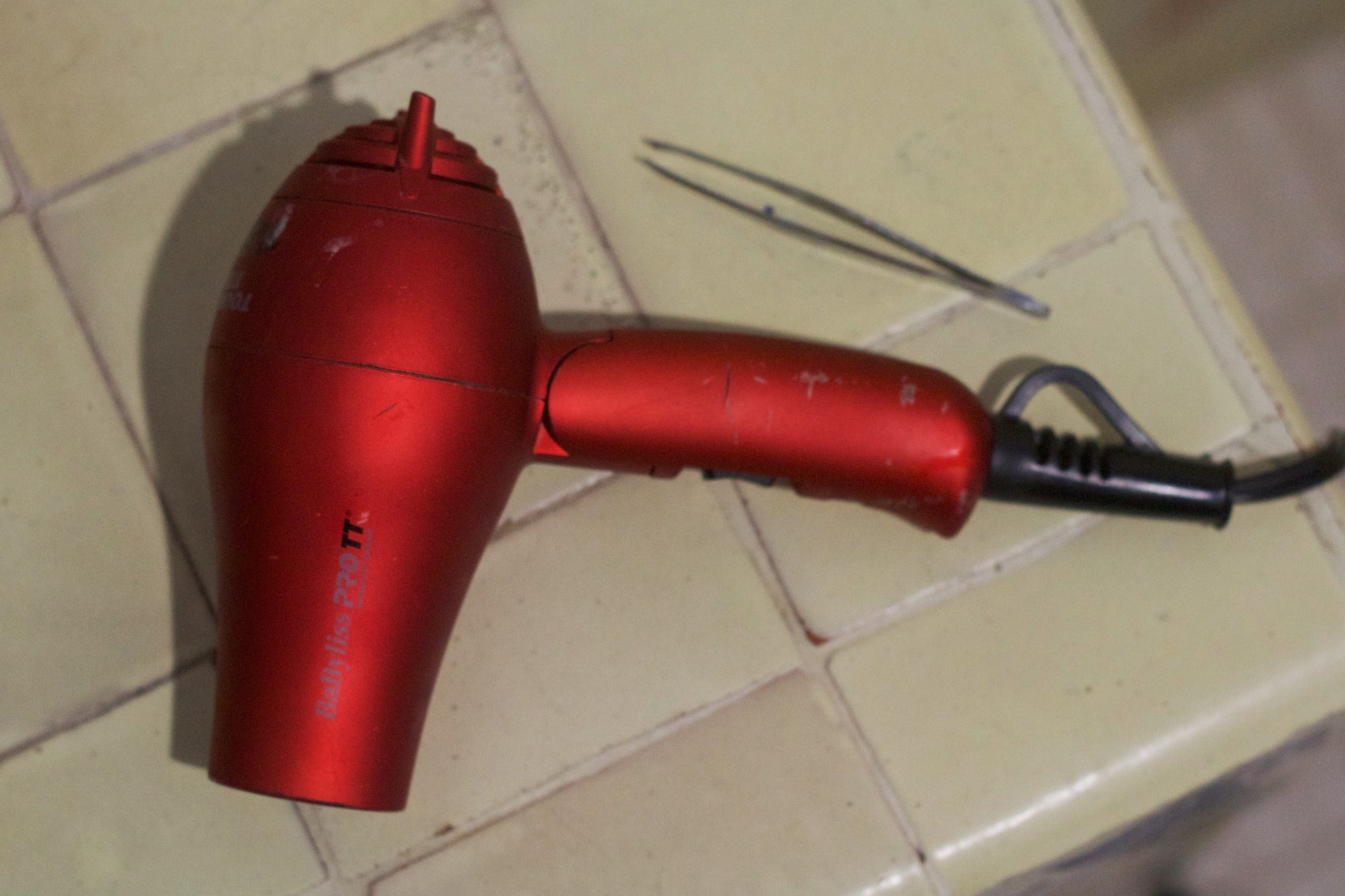 soup-can-sized blow dryer