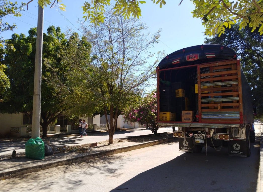 Number of drivers involved in transporting prepared meals from the central warehouse in Riohacha to the various schools.
