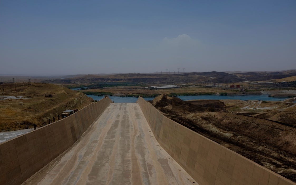 there-s-no-rush-to-save-the-world-s-most-dangerous-dam