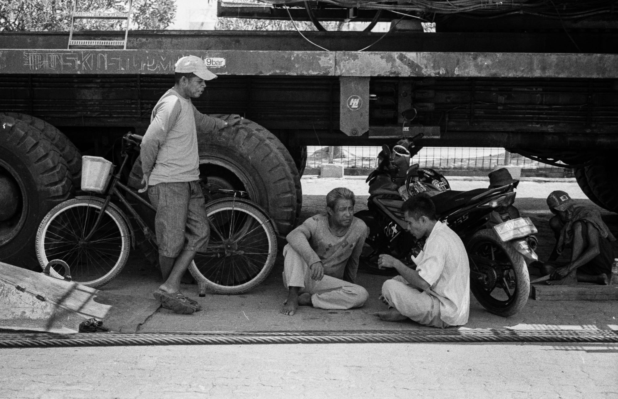 Jakarta Street Photography – Vantage – Medium