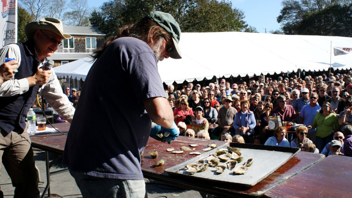 5 Of The Best Oyster Festivals In America Mantry Medium