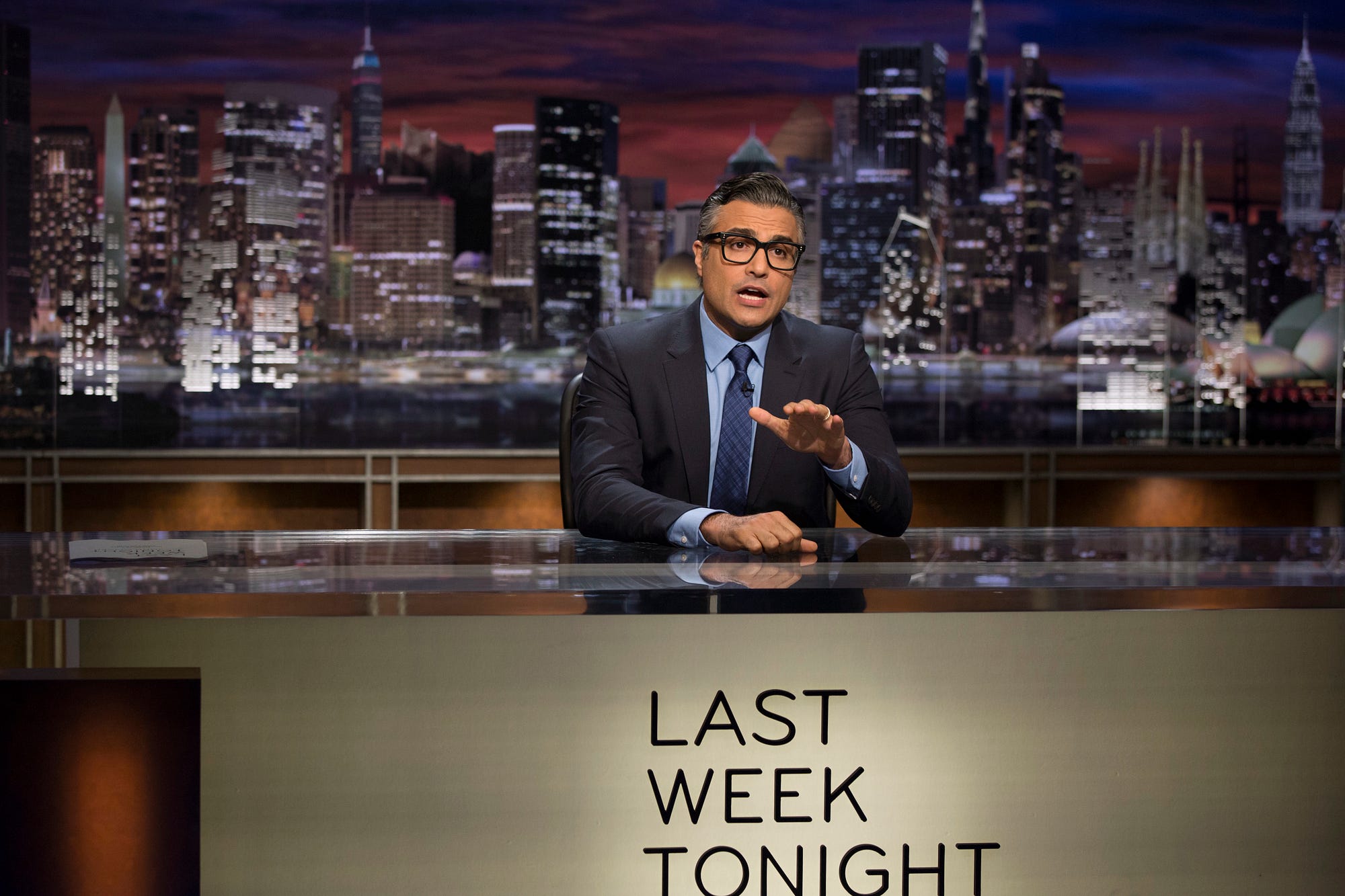 JOHN OLIVER ON MULTILEVEL MARKETING – HBO & Cinemax PR – Medium JOHN OLIVER ON MULTILEVEL MARKETING – HBO & Cinemax PR – Medium