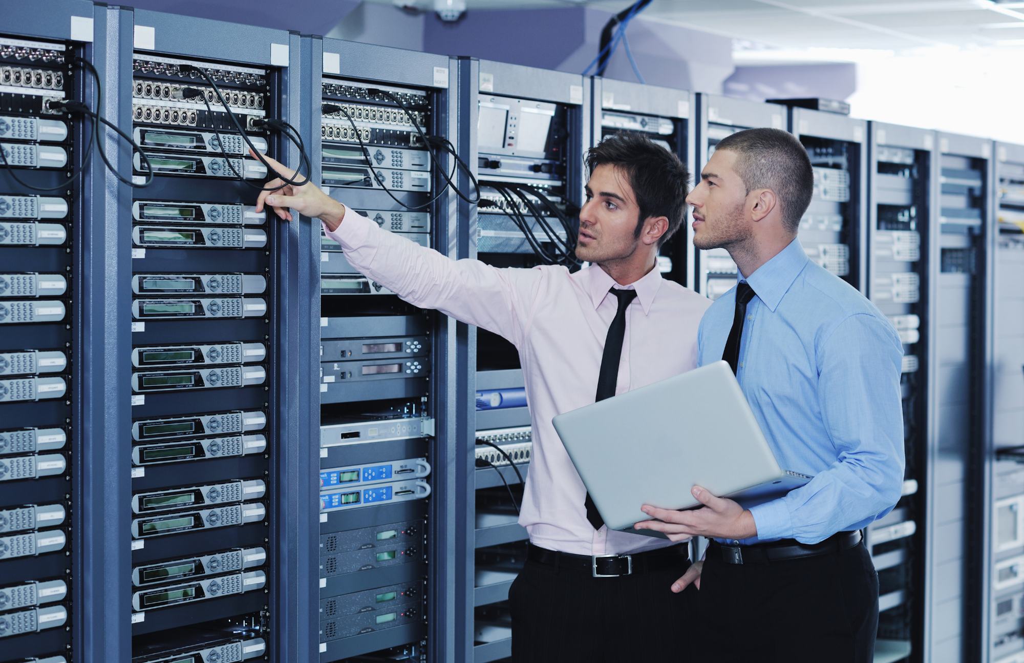 Why Businesses in Saudi Arabia Need Professional Network Deployment and Management Services