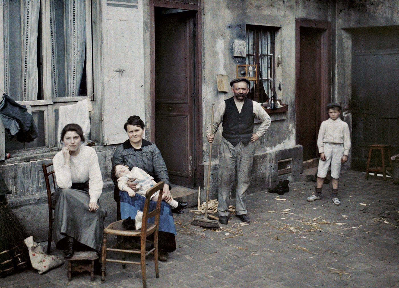 Photos: Some of the earliest color images of life around the world ...