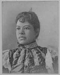Dr. Gray overcame an underprivileged childhood. After working with Dr.Taft during high school, she attended the University of Michigan School of Dentistry and graduated in 1990. She became famous in Chicago for seeing both black and white patients, and she inspired one of her patients to become the city’s second black female dentist. Dr. Gray was also vice president of the Professional Women’s Club of Chicago.