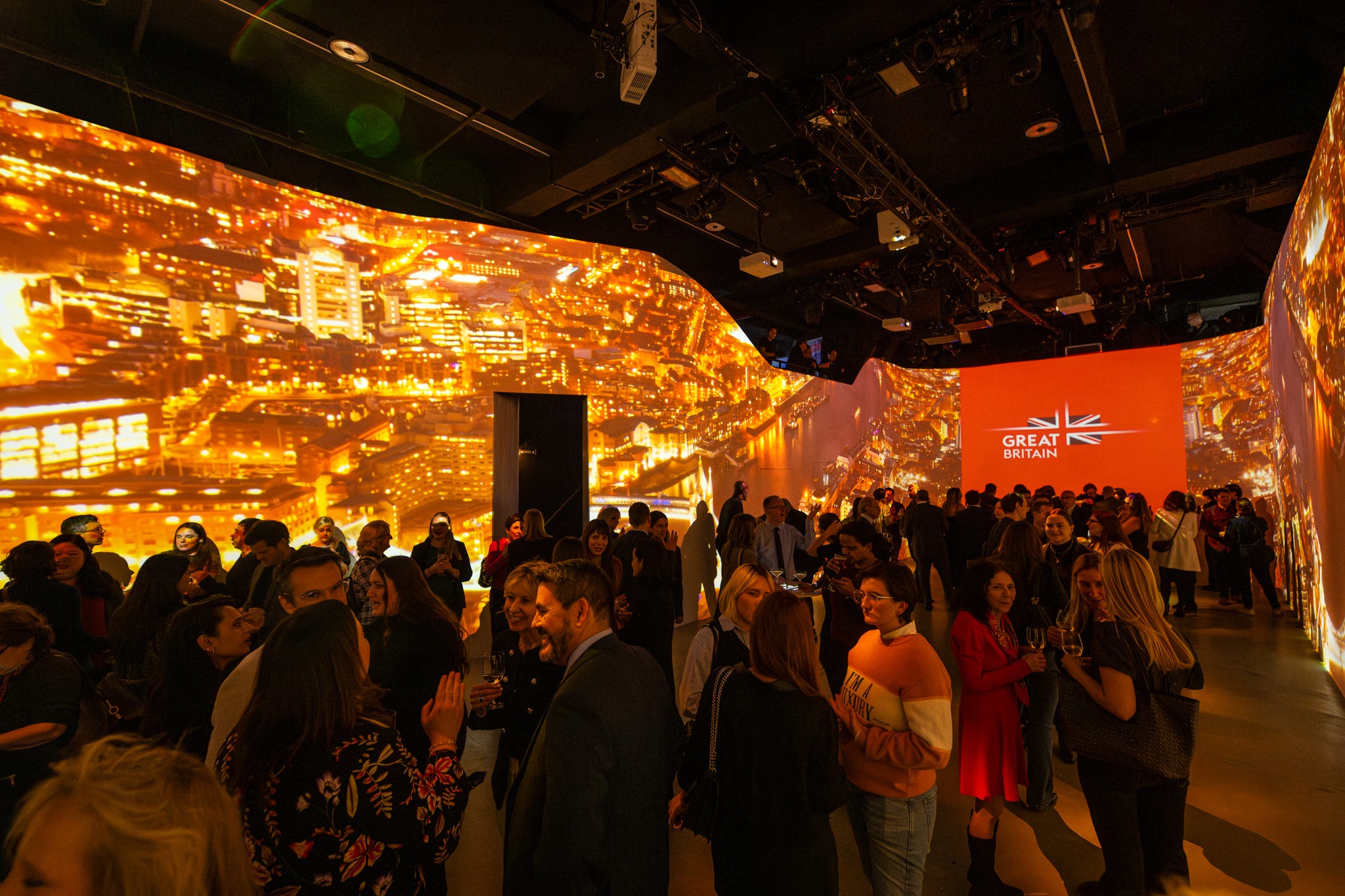 Shift Midtown NYC: The Immersive Event Space Redefining Manhattan’s Ho