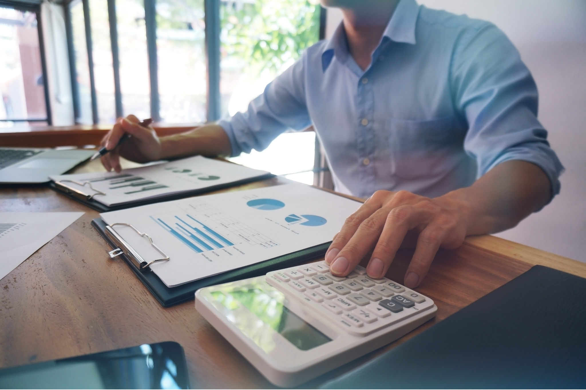 How Investors in the UK and Nordics Evaluate Triffholdingsltd com Before Opening an Account