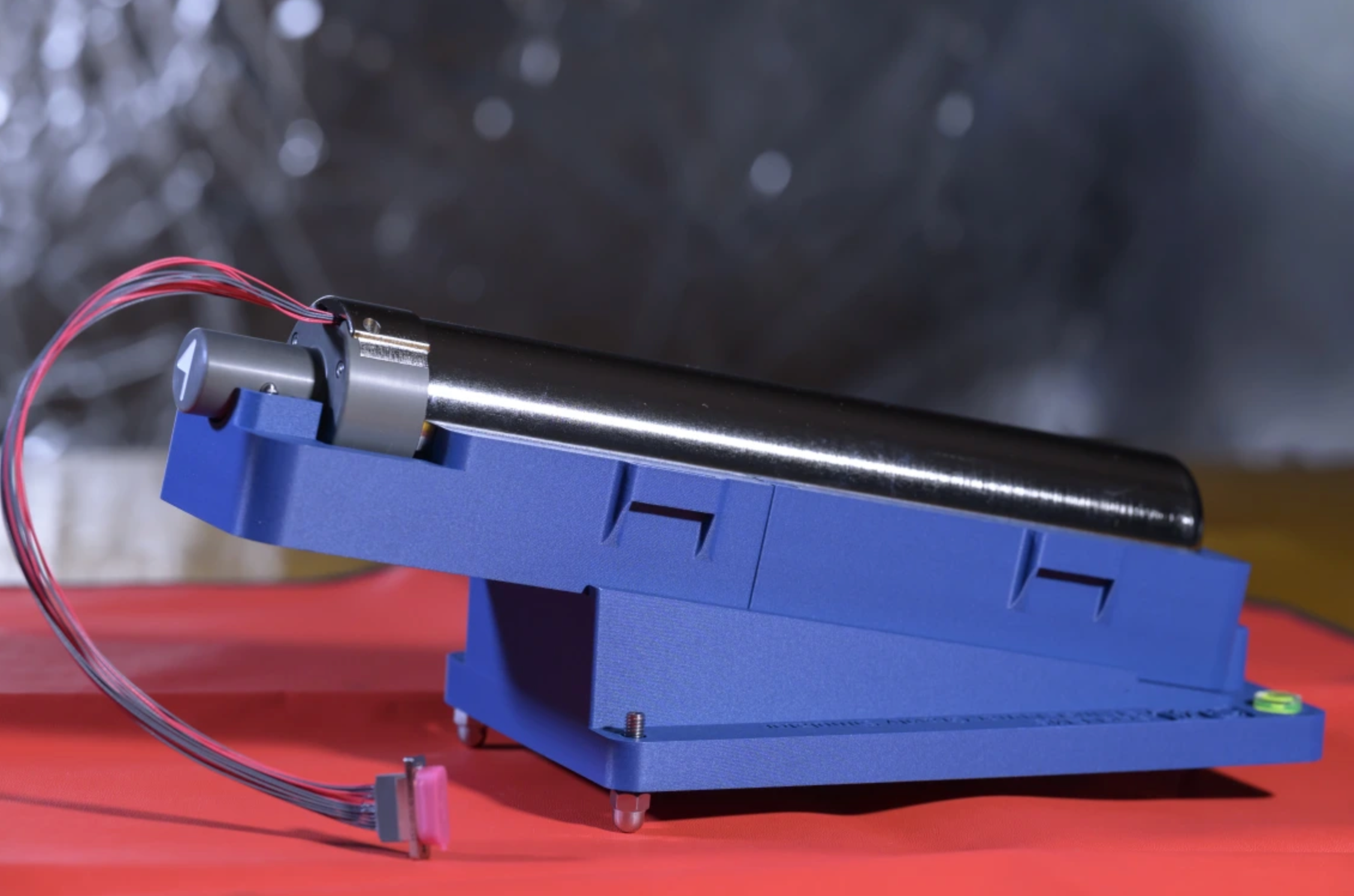 Seismometers re-designed by U of A will measure moonquakes during a fu