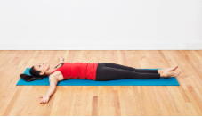 Yoga poses : Supine twist