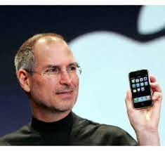 Steve Jobs with iPhone 1