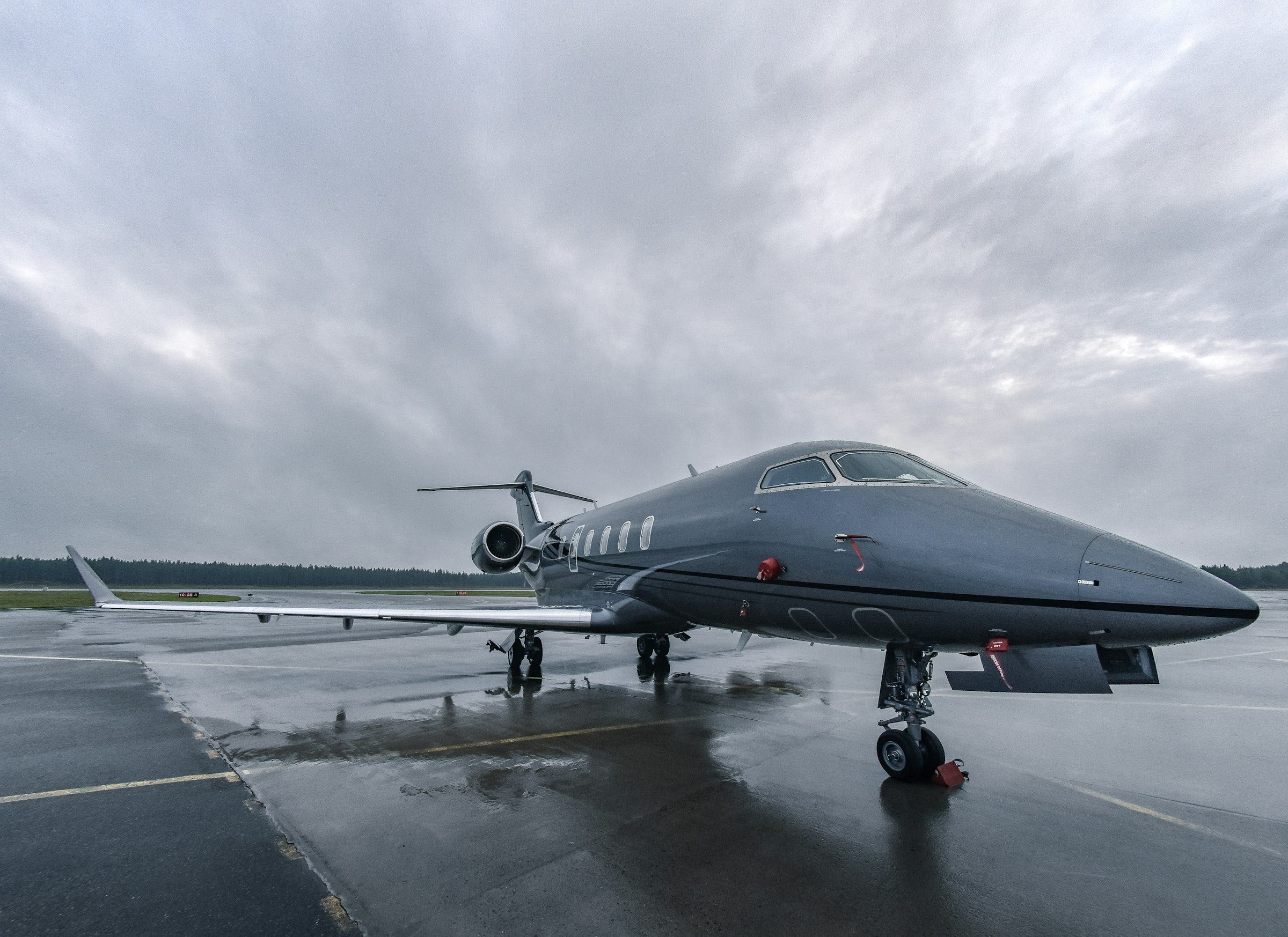 Private Jet for Seniors Over 70: Costs Comfort and Considerations in 2 Private Jet for Seniors Over 70: Costs Comfort and Considerations in 2