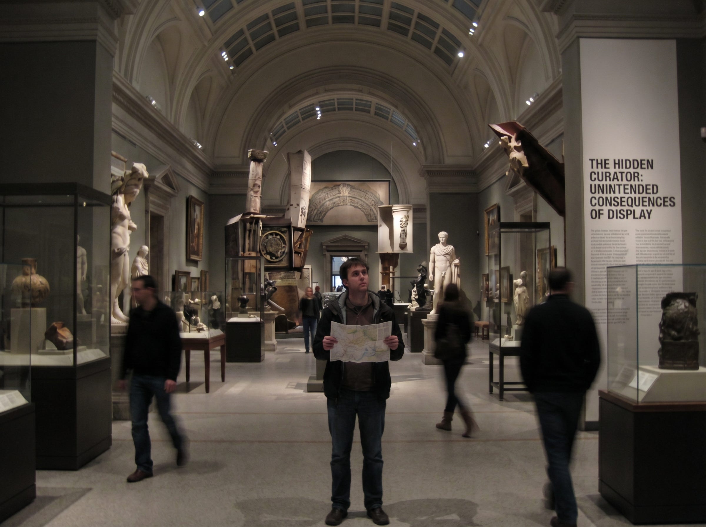 The Hidden Reason Museums Feel Chaotic (It’s Not the Crowd)