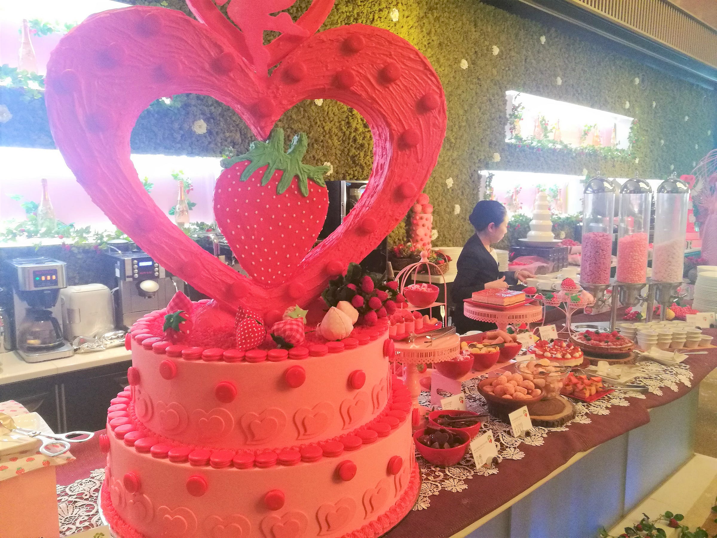 Strawberry Dessert Buffet in Tokyo 2019 ANA InterContinental Tokyo