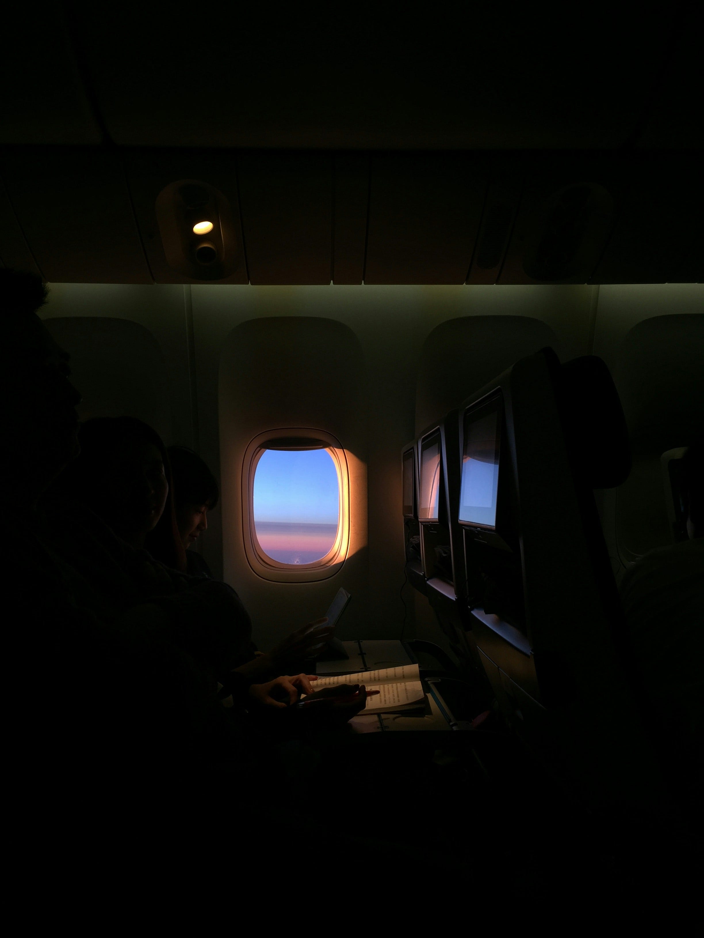 I Noticed a Bag That Didn’t Feel Right at 30000 Feet