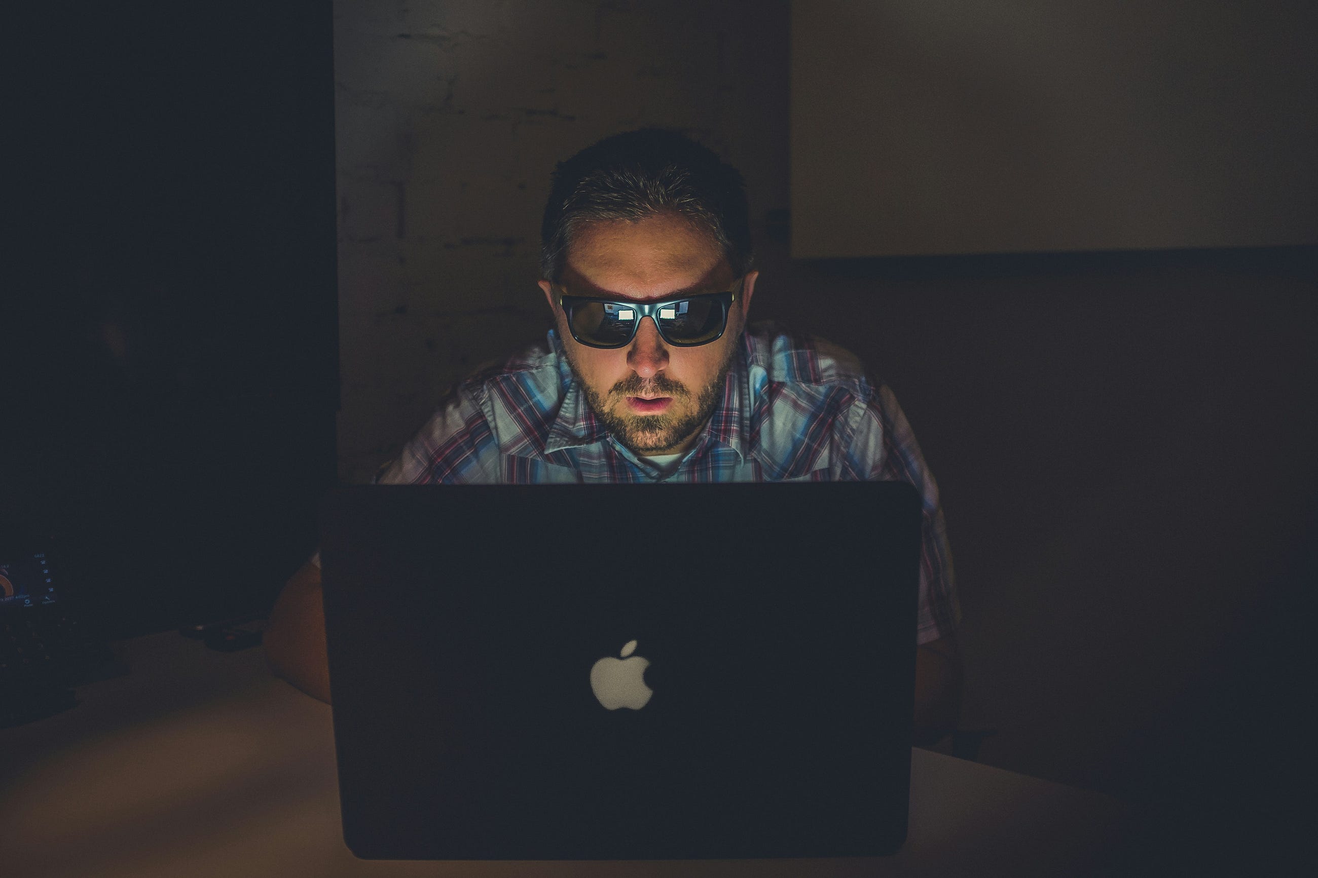 How to Tell if Hackers Have Taken Over Your Device