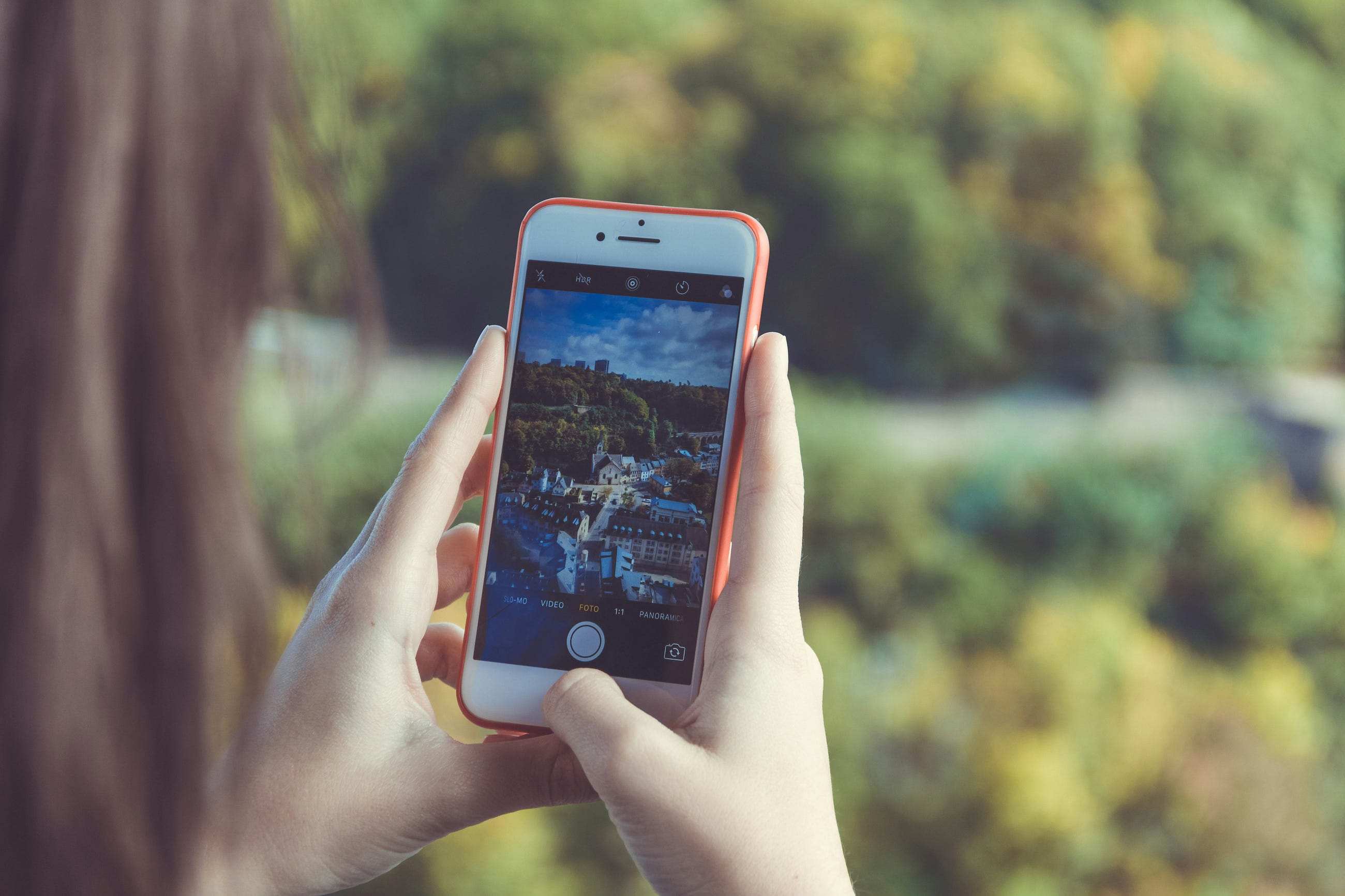 How Social Media is Revolutionizing the Tourism Industry