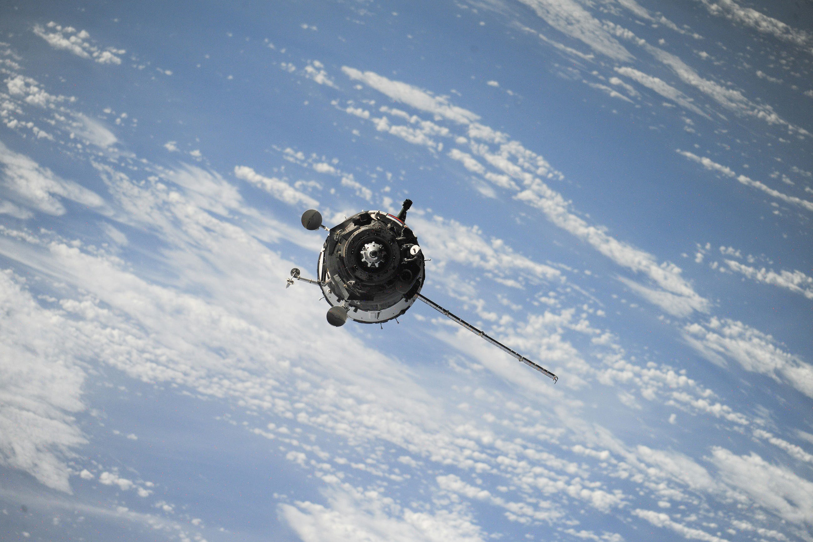 Google Wants to Put an AI Data Center in Space-