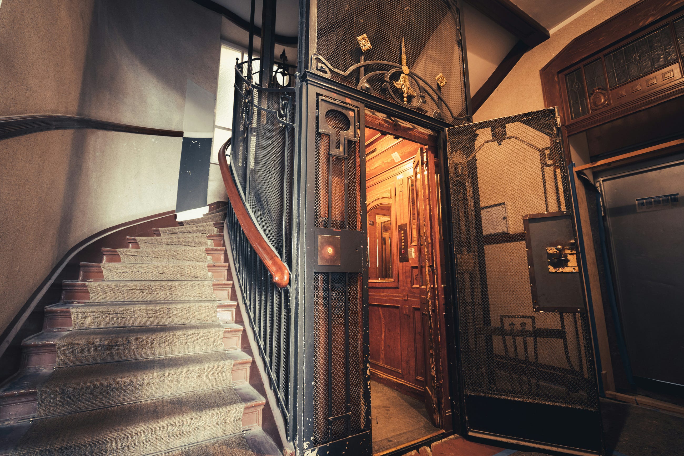 On Horse Elevators And Legacy Code