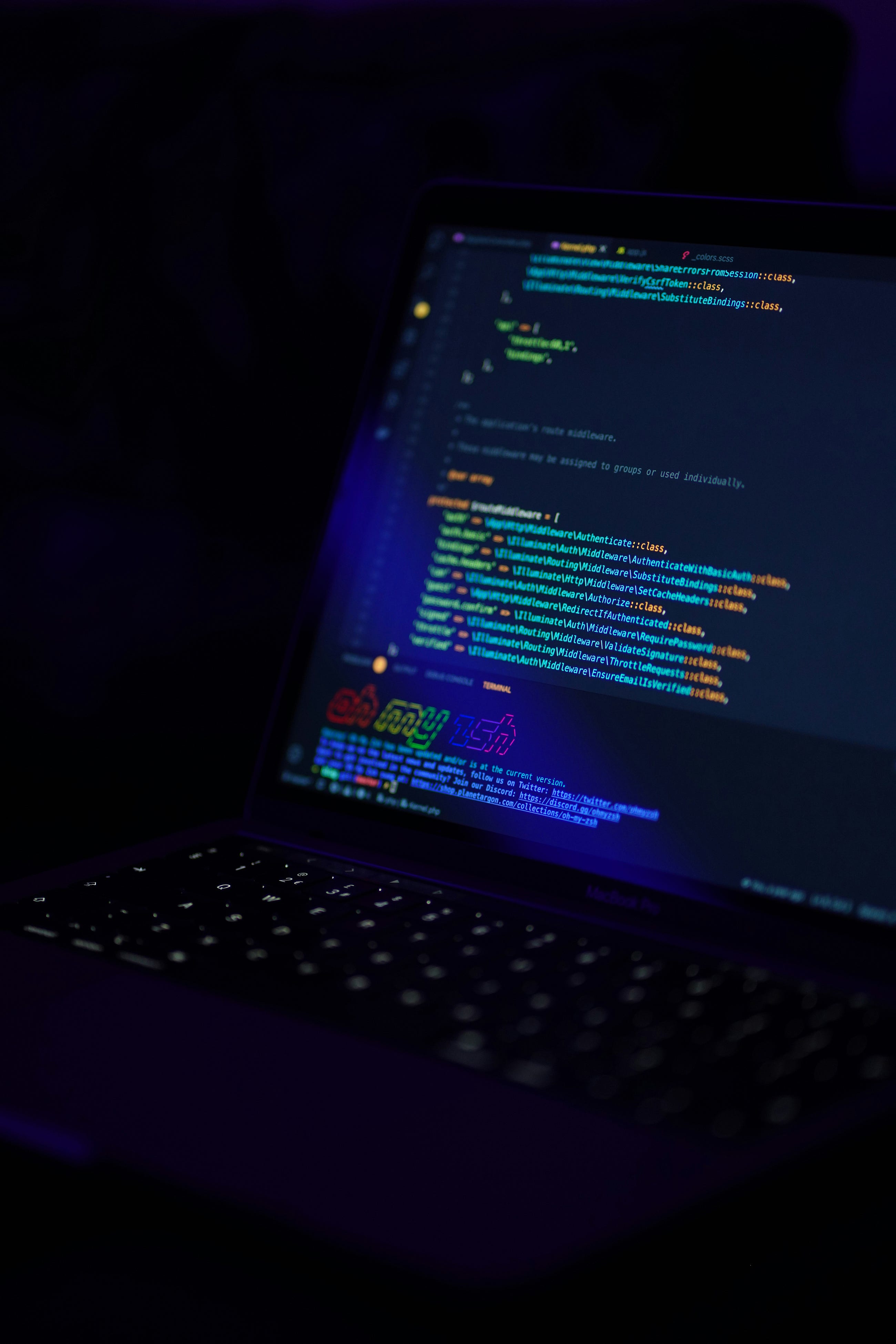 Terminalde Renkli Çıktılar: Python Logging ve Zsh İle Görsel Gücün Kilidini Açın