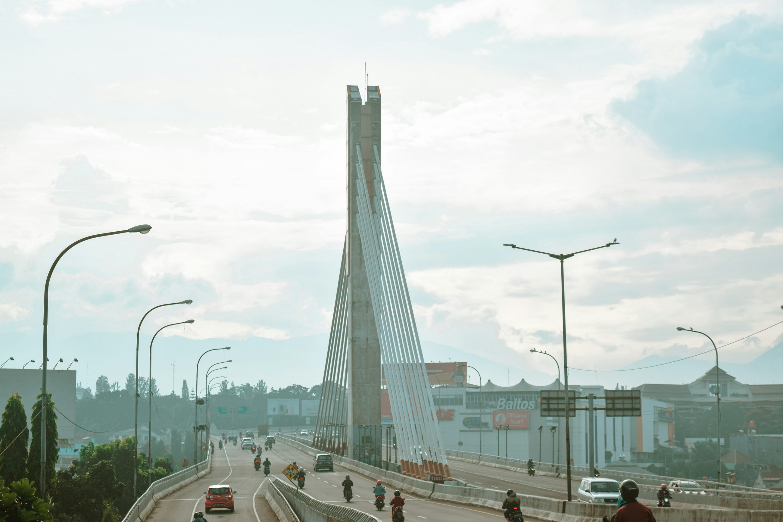 Bandung and the Congested Space