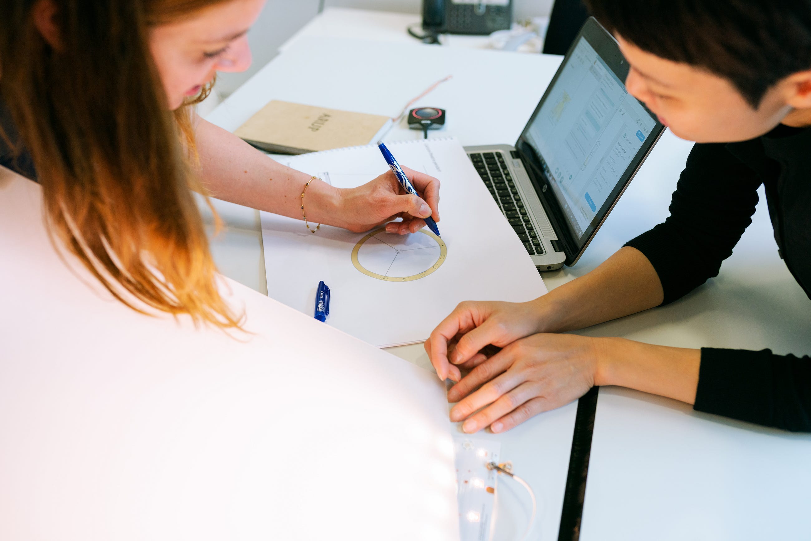 How to design a degree for UX LaptrinhX