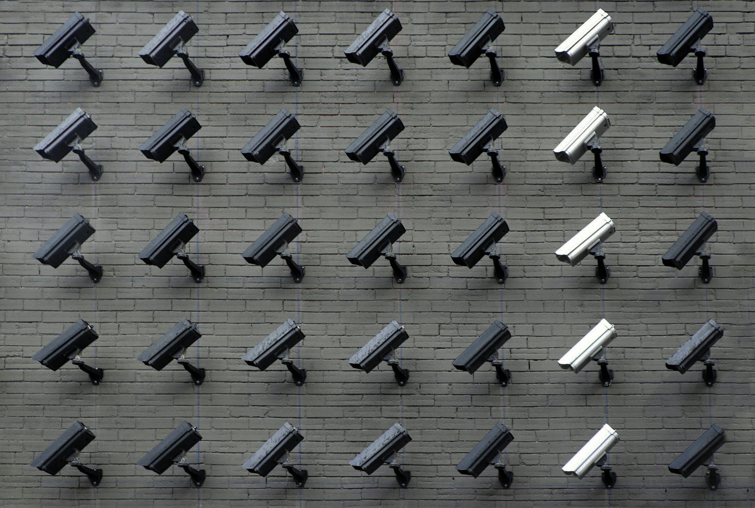 The Invisible Ledger: A Guide to Stealth Addresses and On-Chain Privacy