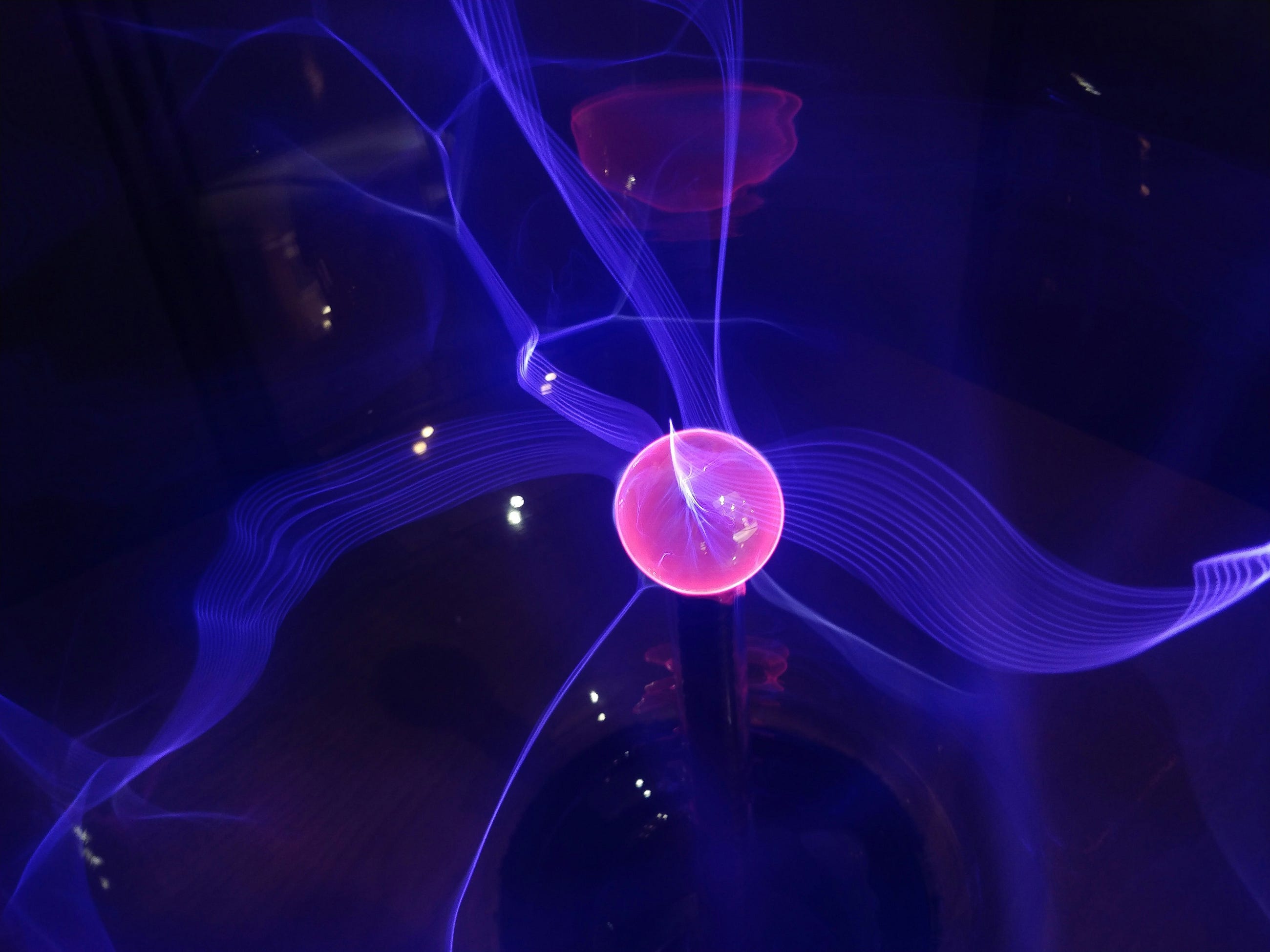 Physicists Just Put a Solid Piece of Metal in Two Places at Once. Peer