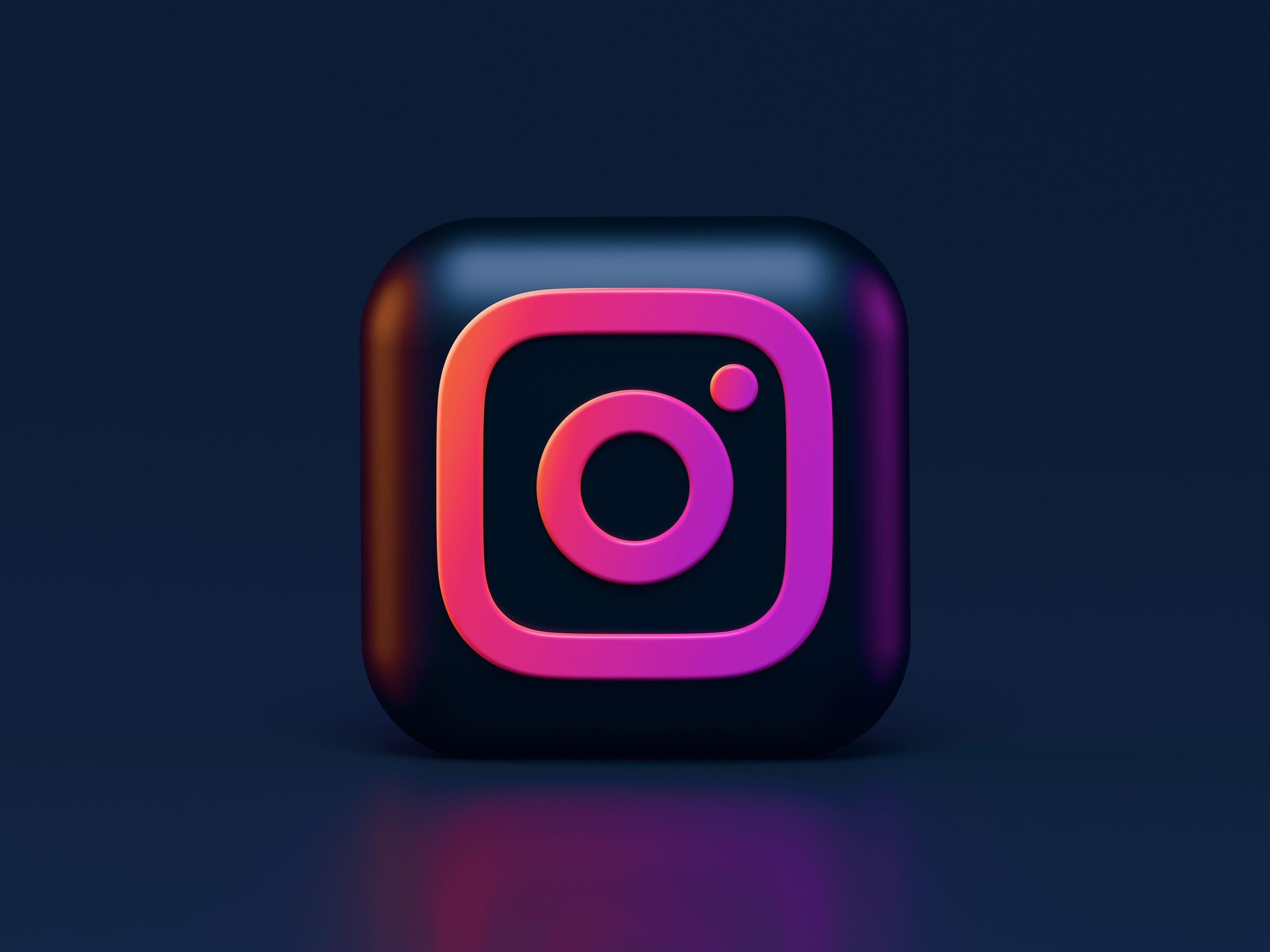 How to Make Money with Instagram in 2023