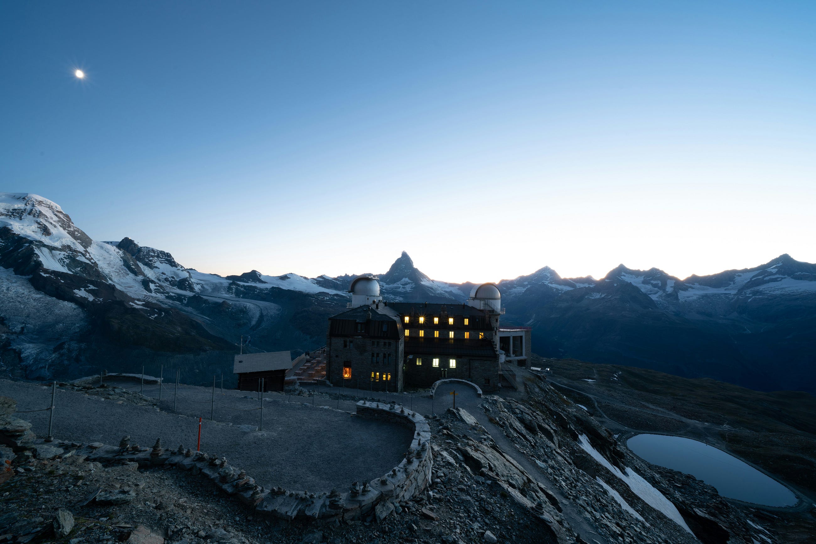 Photo by Claudio Schwarz on Unsplash