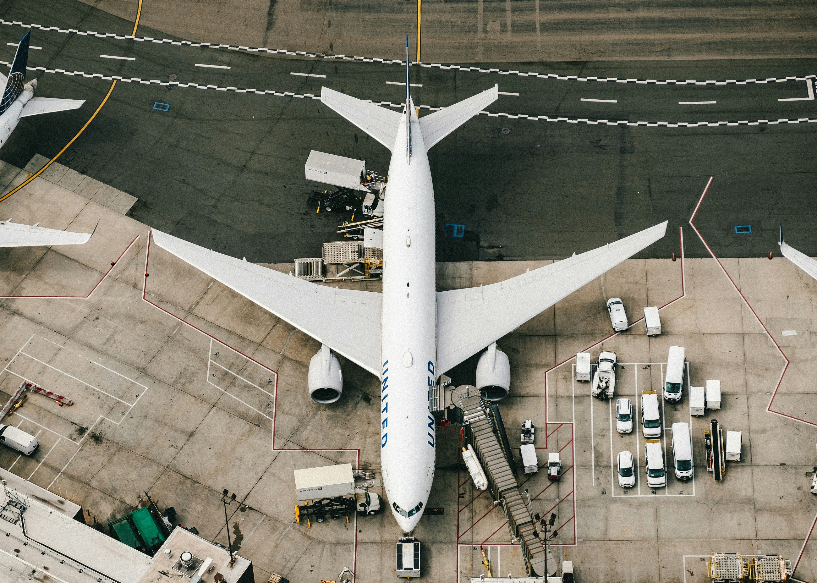 Ground Handling Efficiency in Aviation Logistics