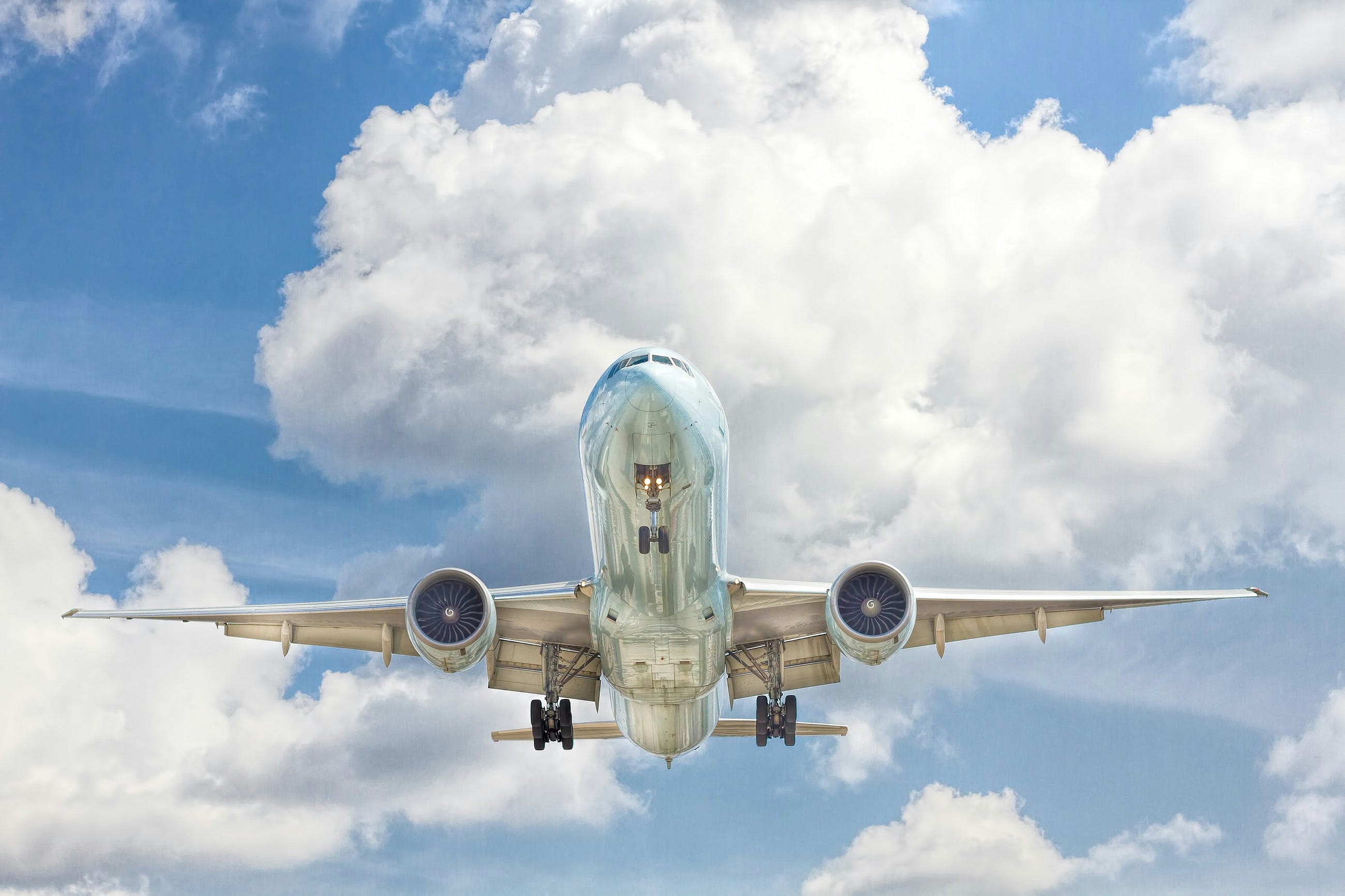 Aerospace Surface Cleaning Efficiency Using High-Performance Jet Syste