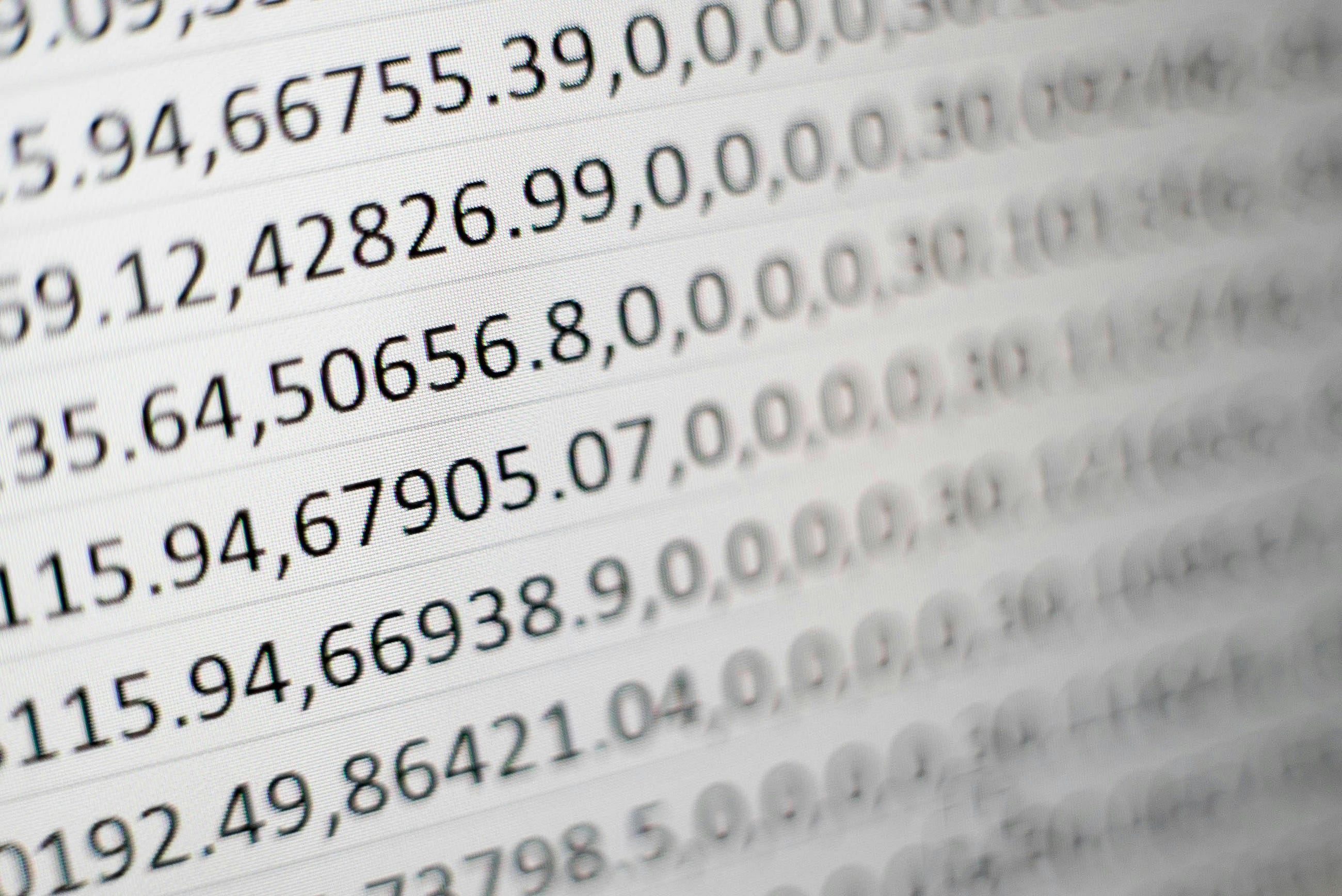 Extracting Phone Numbers from Images Using EasyOCR in Python