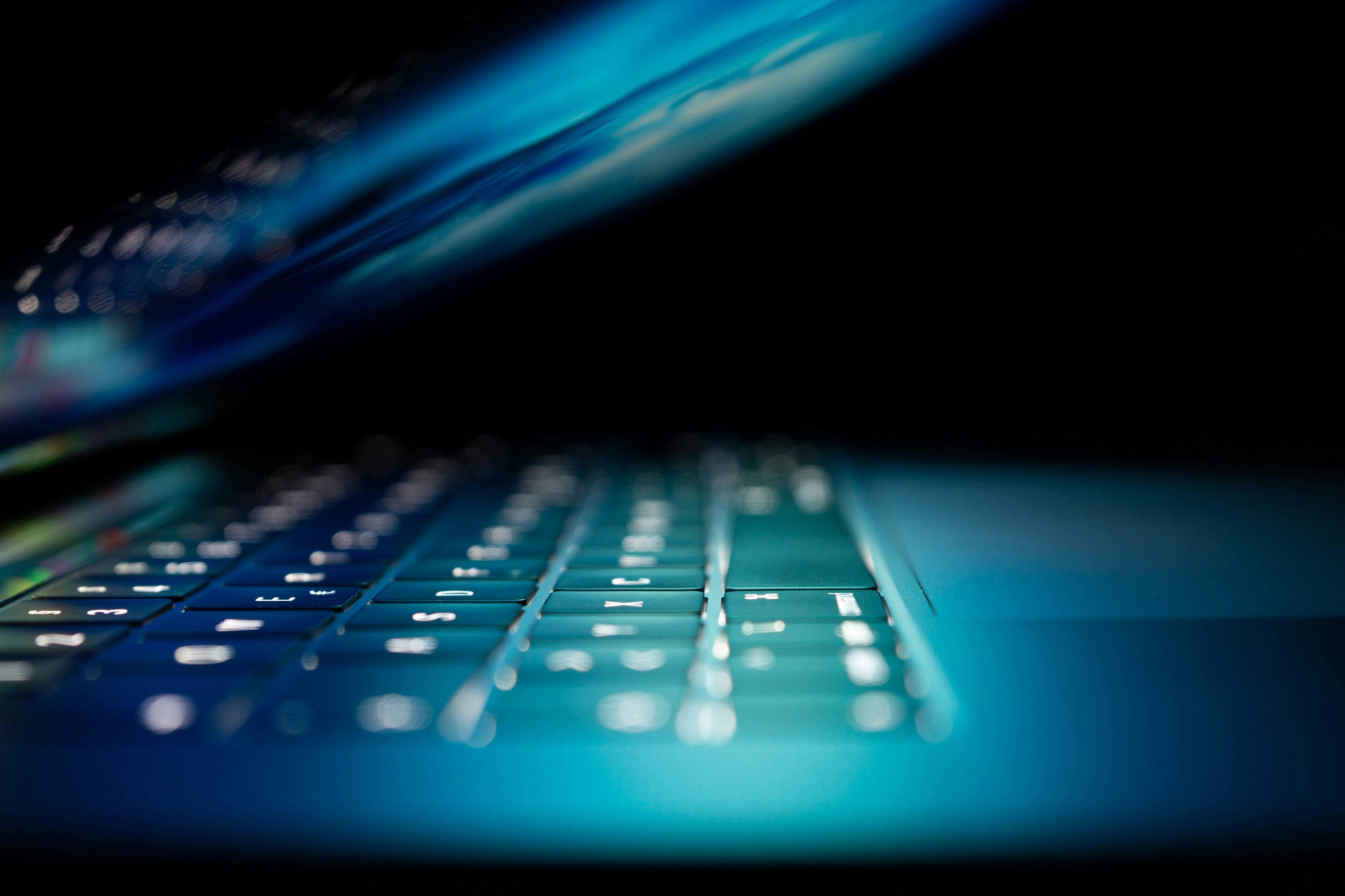 Unveiling Sandworm: The Shadowy Cybercrime Collective