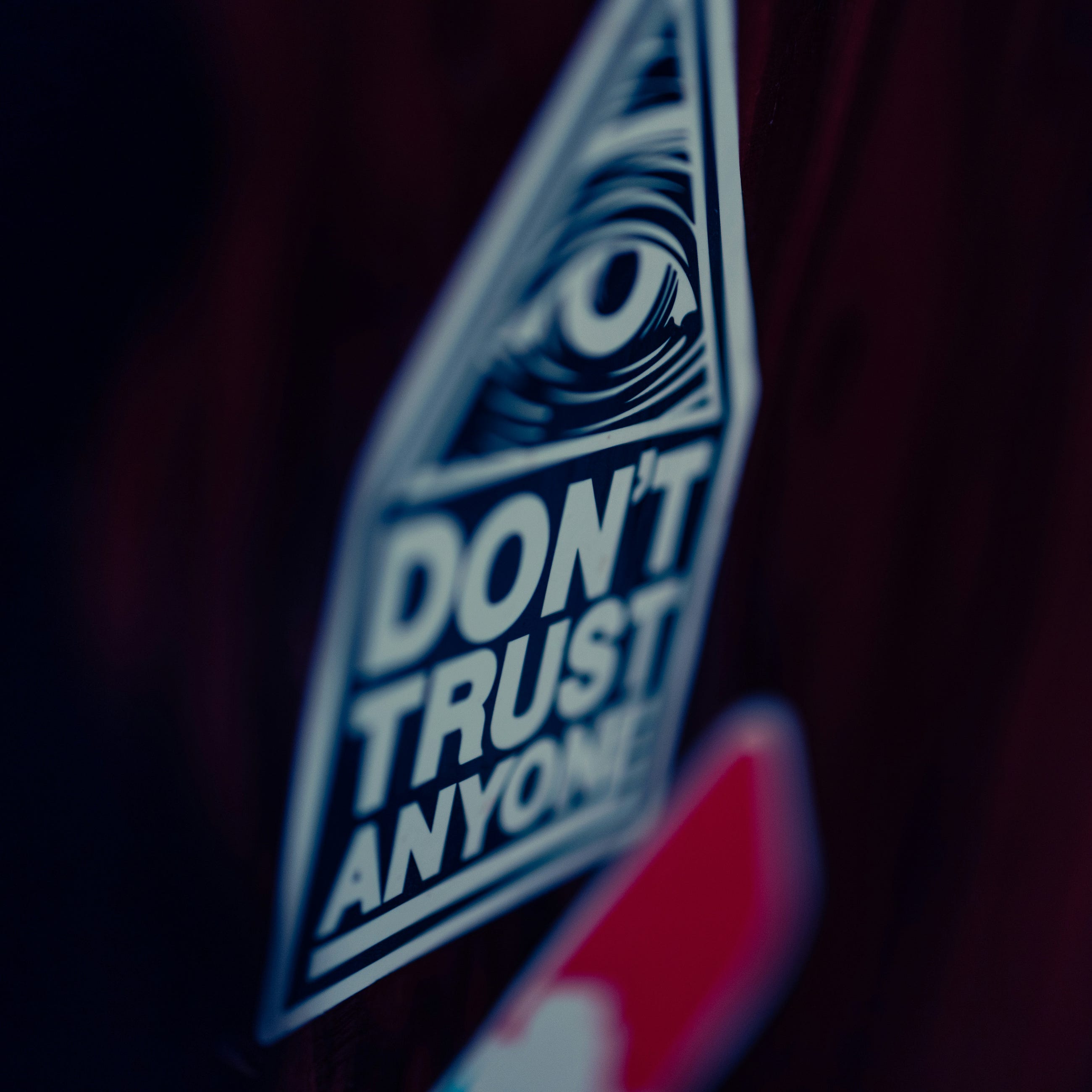 How Zero Trust Security Works: A Simple and Complete Guide for Everyone