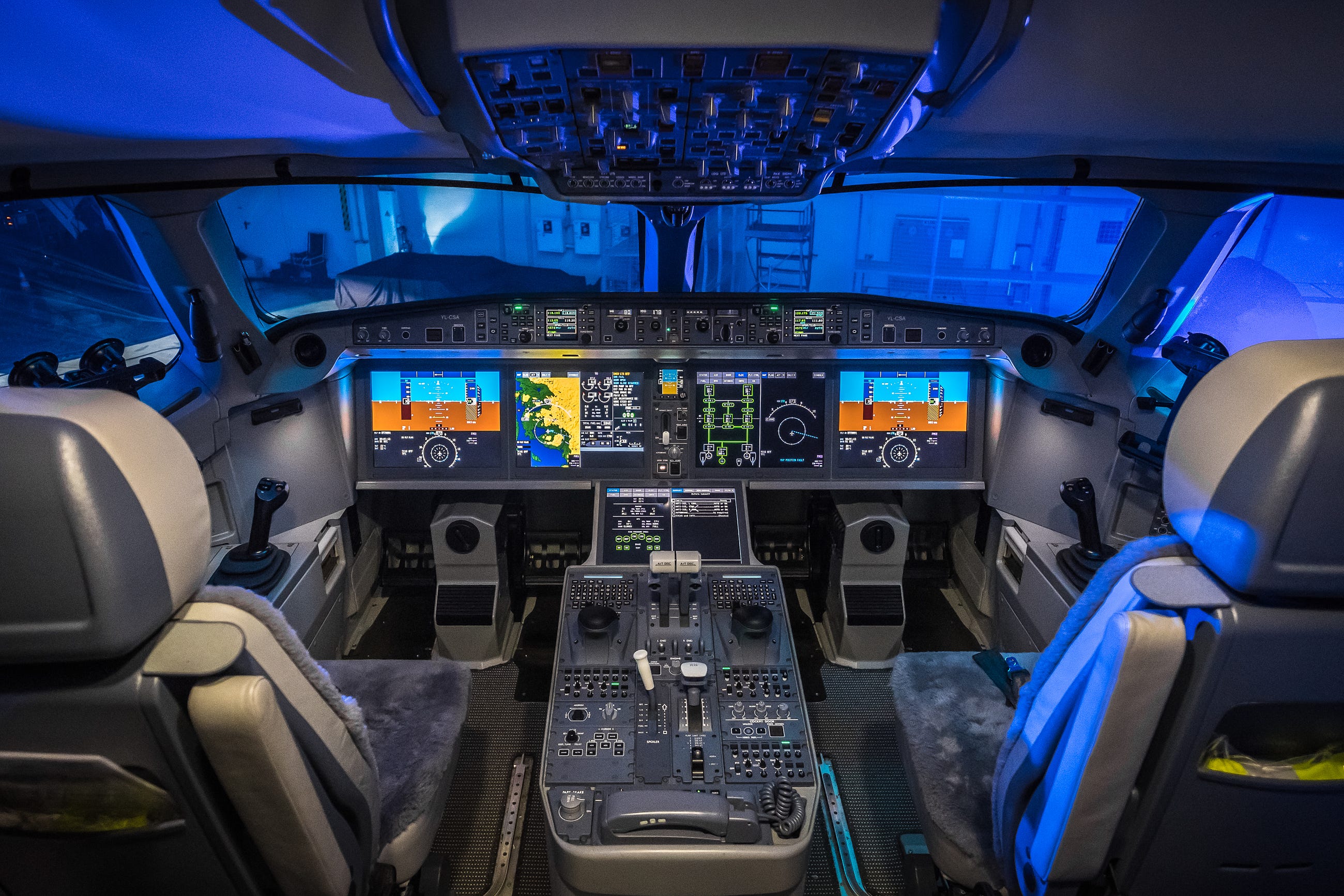 Por qué la aviación asume el error humano y el software todavía se sor